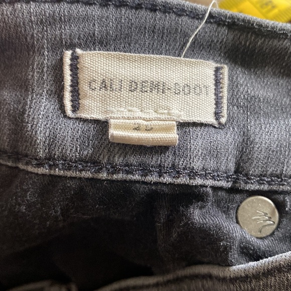 Madewell Cali Demi-Boot Jeans in Tobin Wash Inset-Leg Edition - Picture 8 of 11